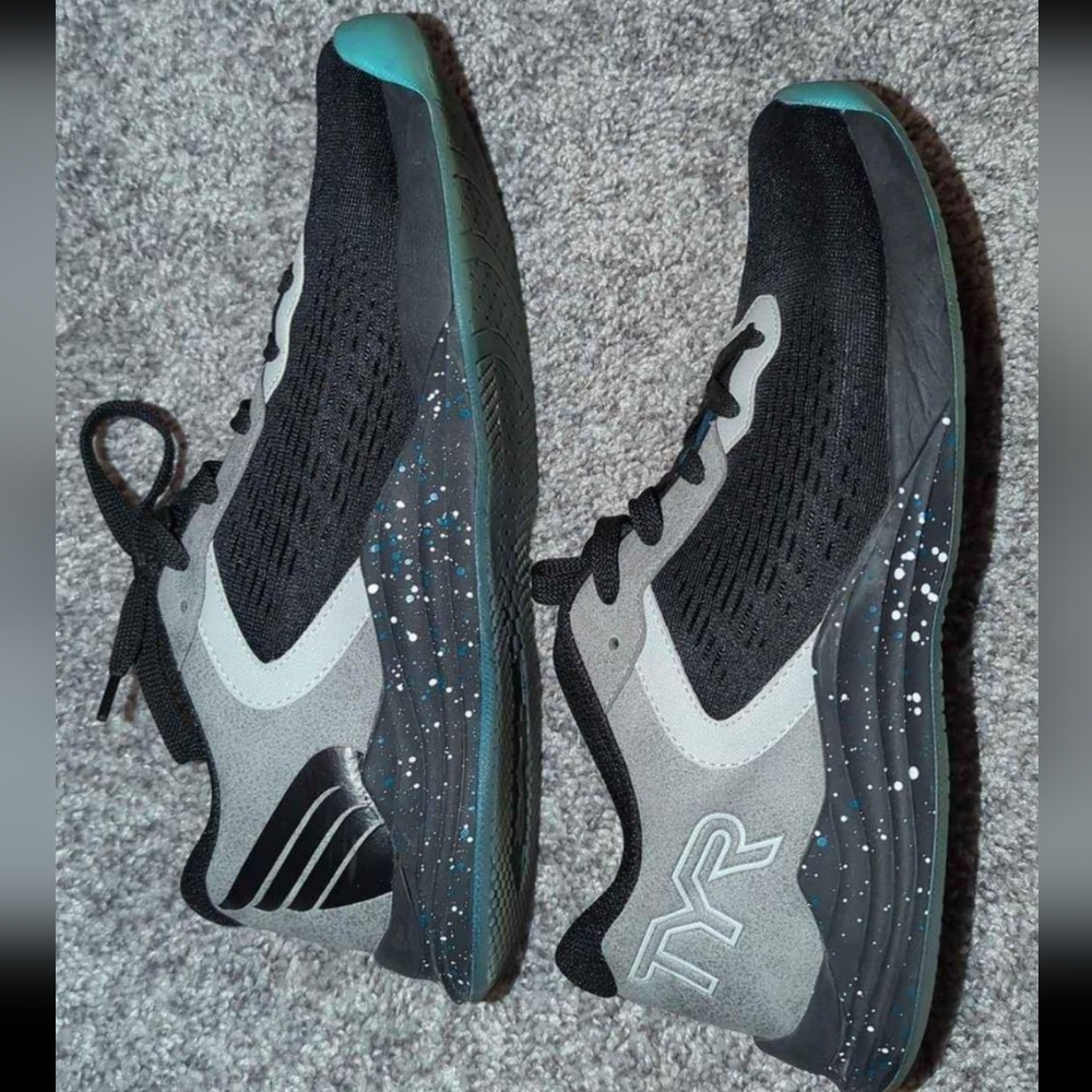 TYR CXT-1 Trainer. Pat Vellner special edition (Sz 9)